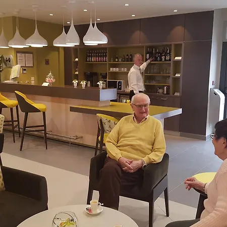 Apartmanhotel Seniors Domitys Les Hautes Feuilles 4*