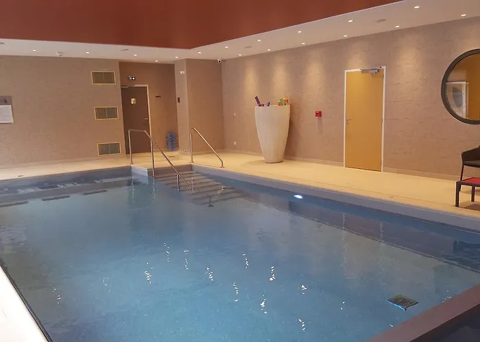 Seniors Domitys Les Hautes Feuilles Aparthotel 4*